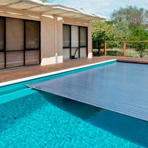 Rouleau de couverture de piscine