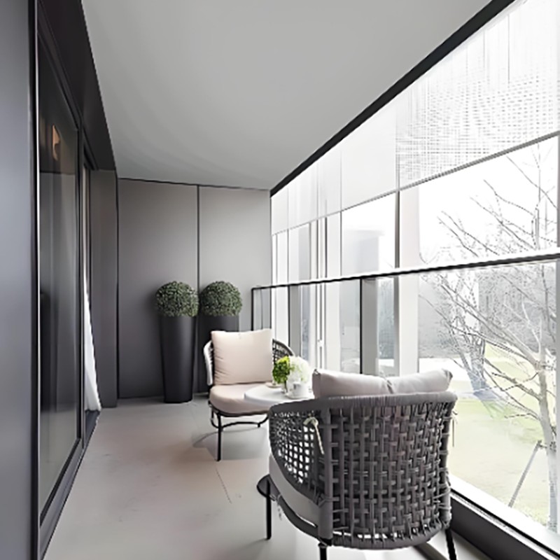 Stores extérieurs à rouleau sans rail